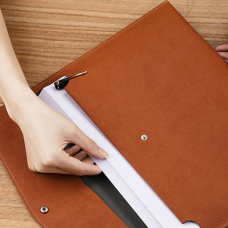 How Can a File Bag Improve Daily Organization Without Making Work Feel Complicated?