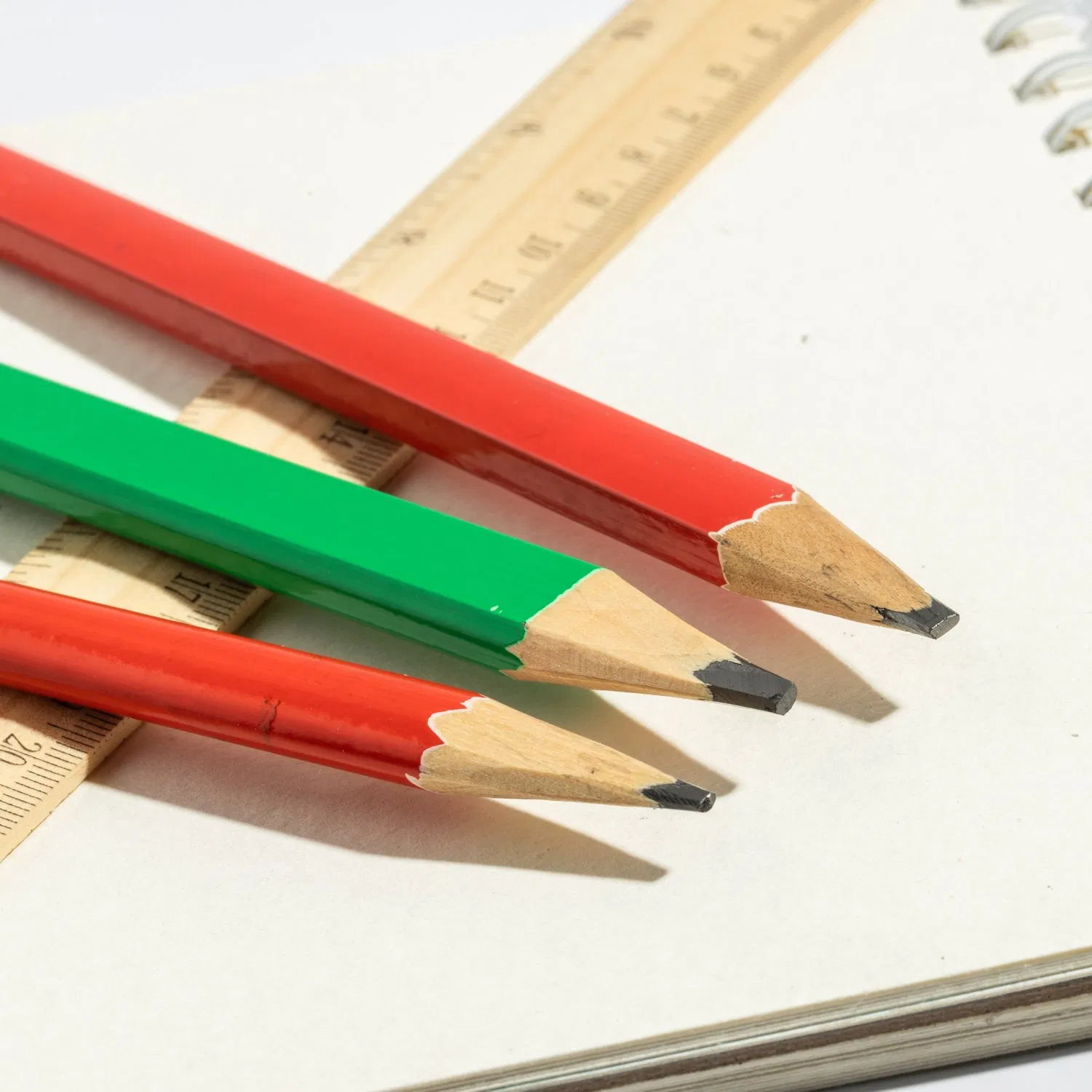 Competitive Price Good Quality Wooden Carpenter Pencils